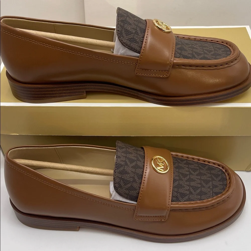 Michael Kors HANNAH LOAFER
FAUX LEATHER
49F5HNFP2L
Brown - Picture 2 of 16